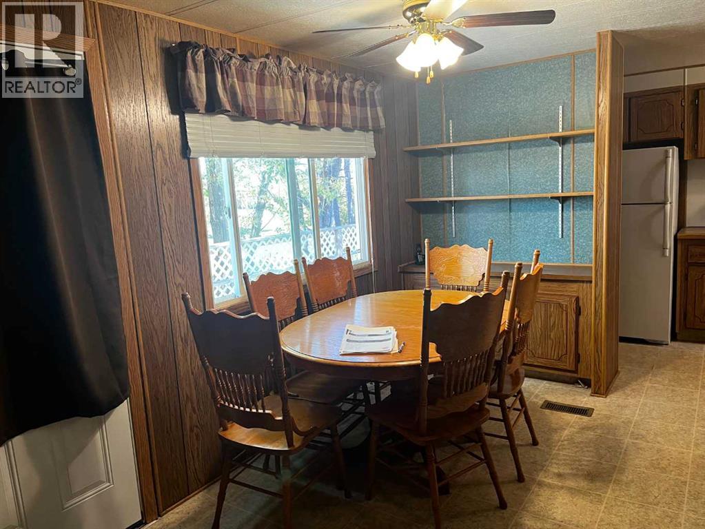 240 2 Avenue W Property Photo 6