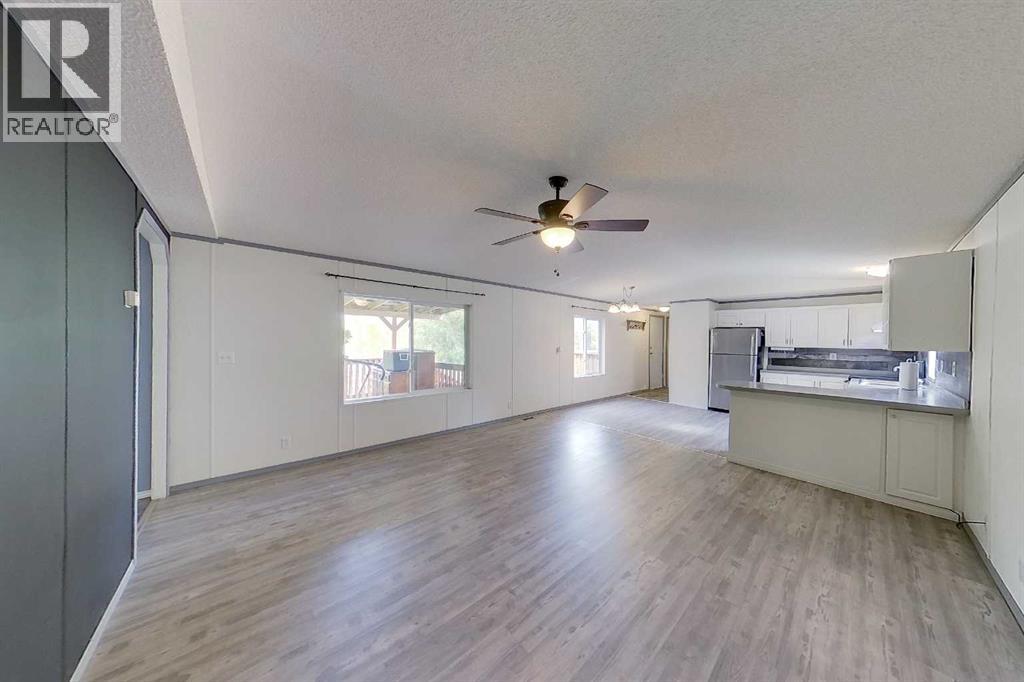 1305 Southshore Drive W Property Photo 9