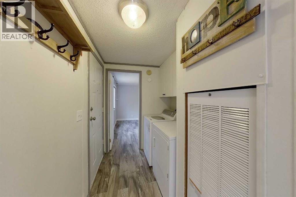 1305 Southshore Drive W Property Photo 14
