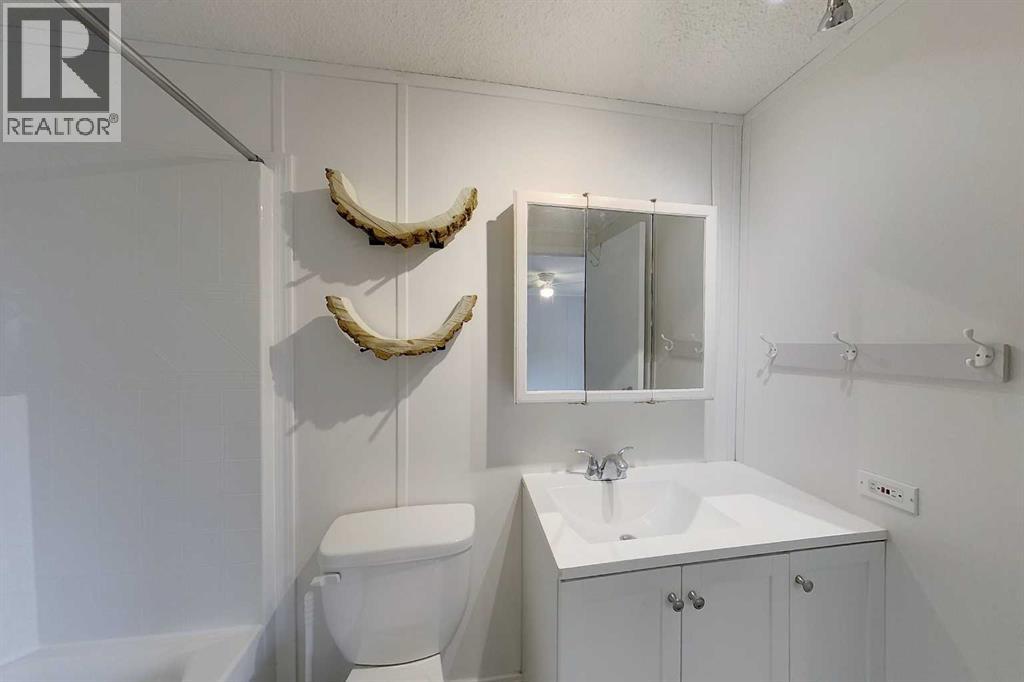 1305 Southshore Drive W Property Photo 18
