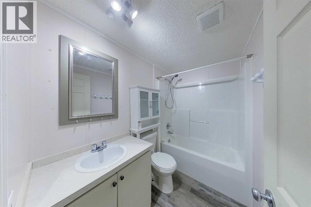 1305 Southshore Drive W Property Photo 22