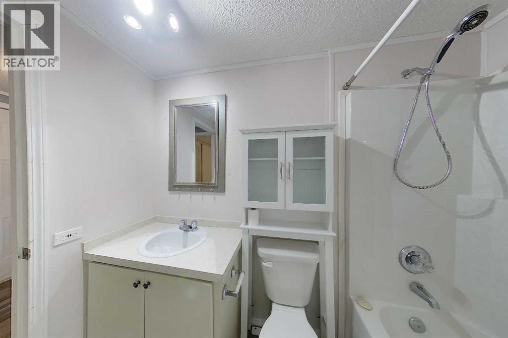 1305 Southshore Drive W Property Photo 23