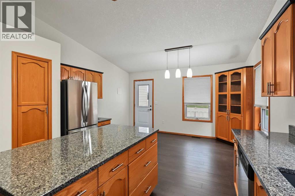 9323 69a Avenue Property Photo 7