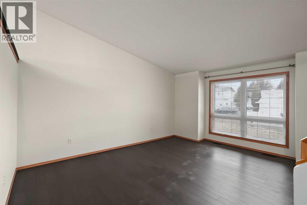 9323 69a Avenue Property Photo 8