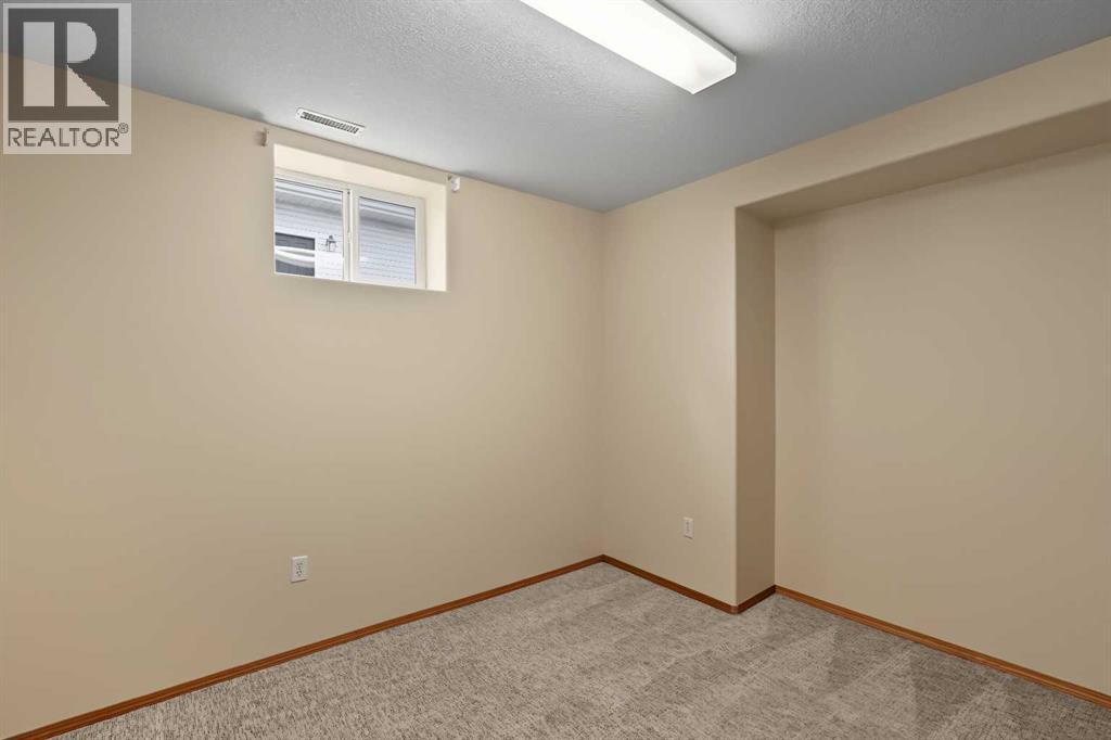 9323 69a Avenue Property Photo 26