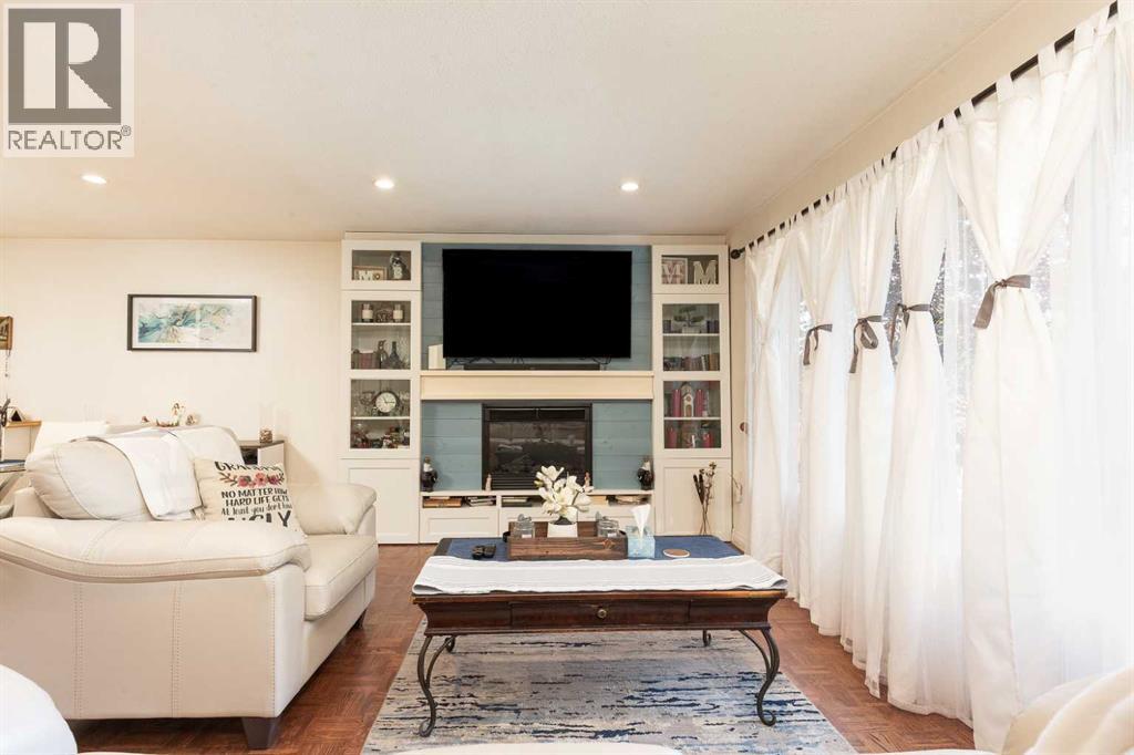 2406 18 Street N Property Photo 12
