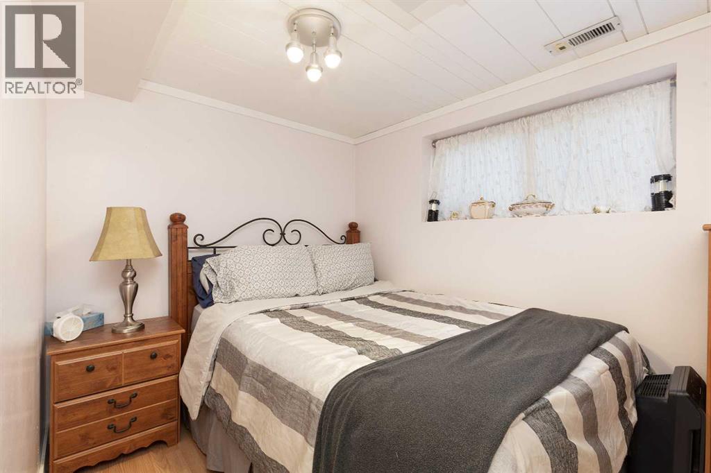 2406 18 Street N Property Photo 21