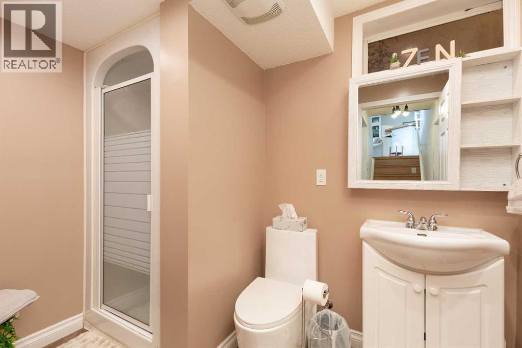 2406 18 Street N Property Photo 23