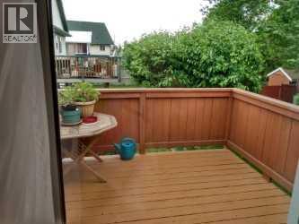 100 Doverglen Crescent Se Property Photo 13