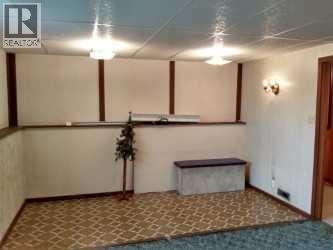 100 Doverglen Crescent Se Property Photo 16