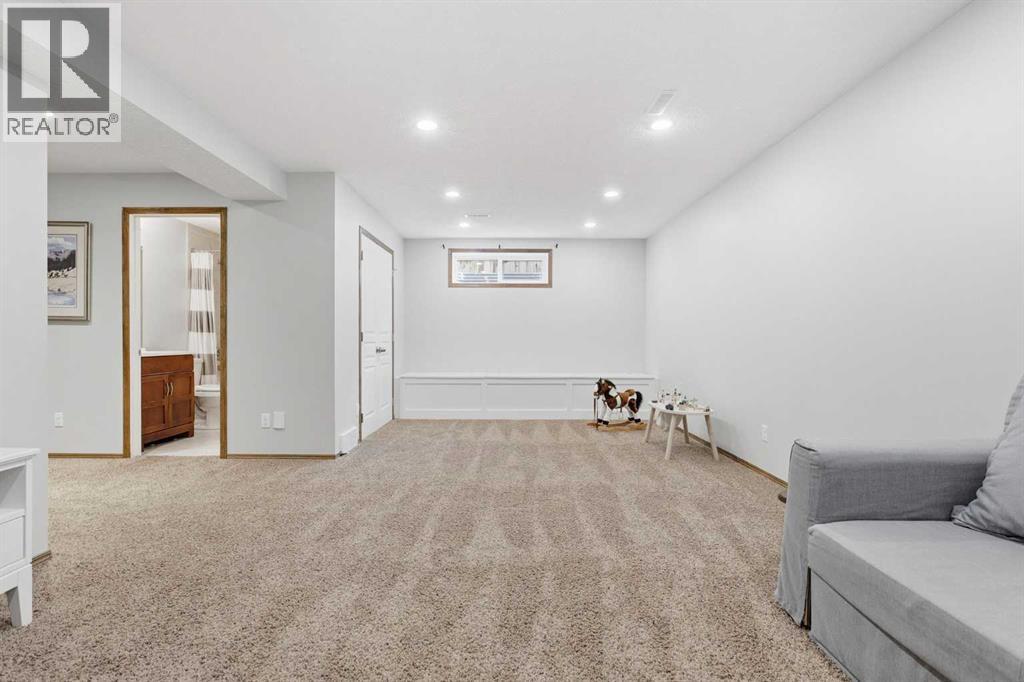 38 Chapman Close Se Property Photo 33