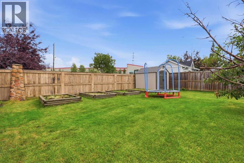 38 Chapman Close Se Property Photo 41