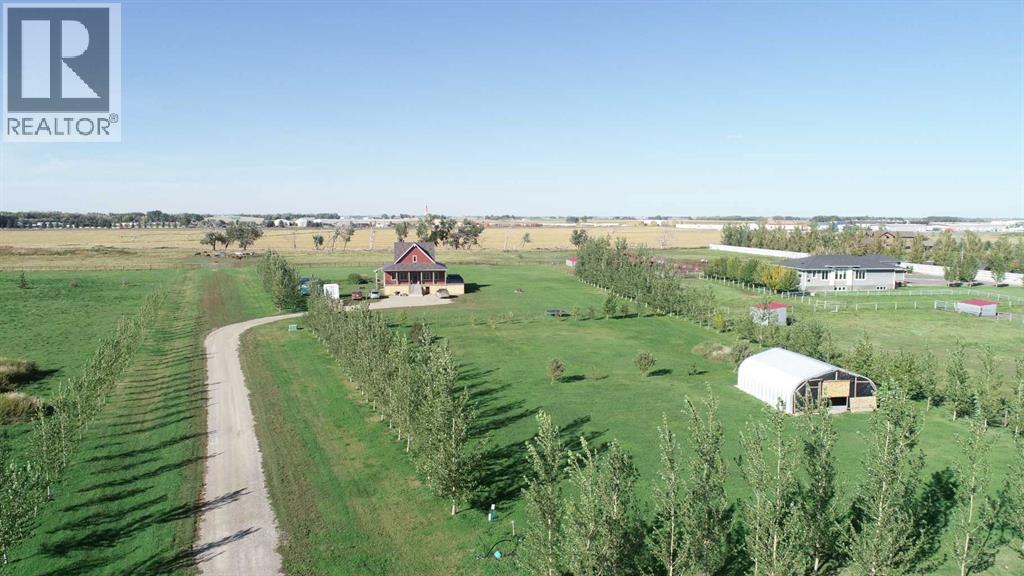 210044 Highway 512 Property Photo 1