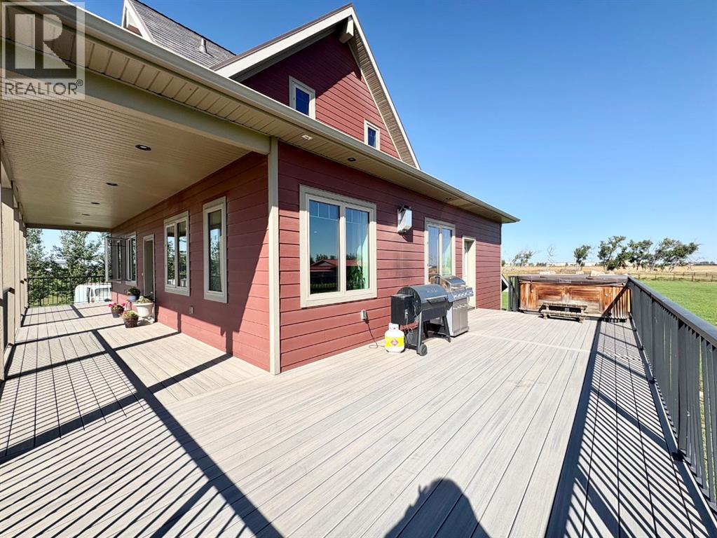 210044 Highway 512 Property Photo 6