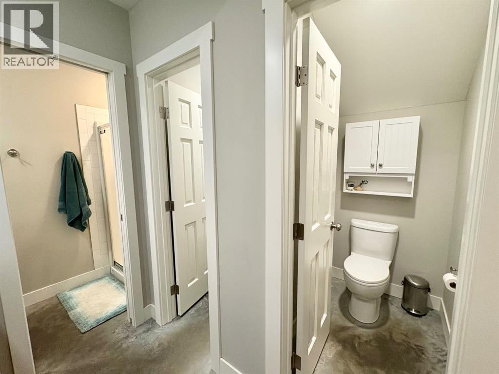 210044 Highway 512 Property Photo 37