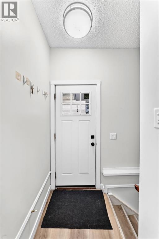 135 Whiteview Close Ne Property Photo 25