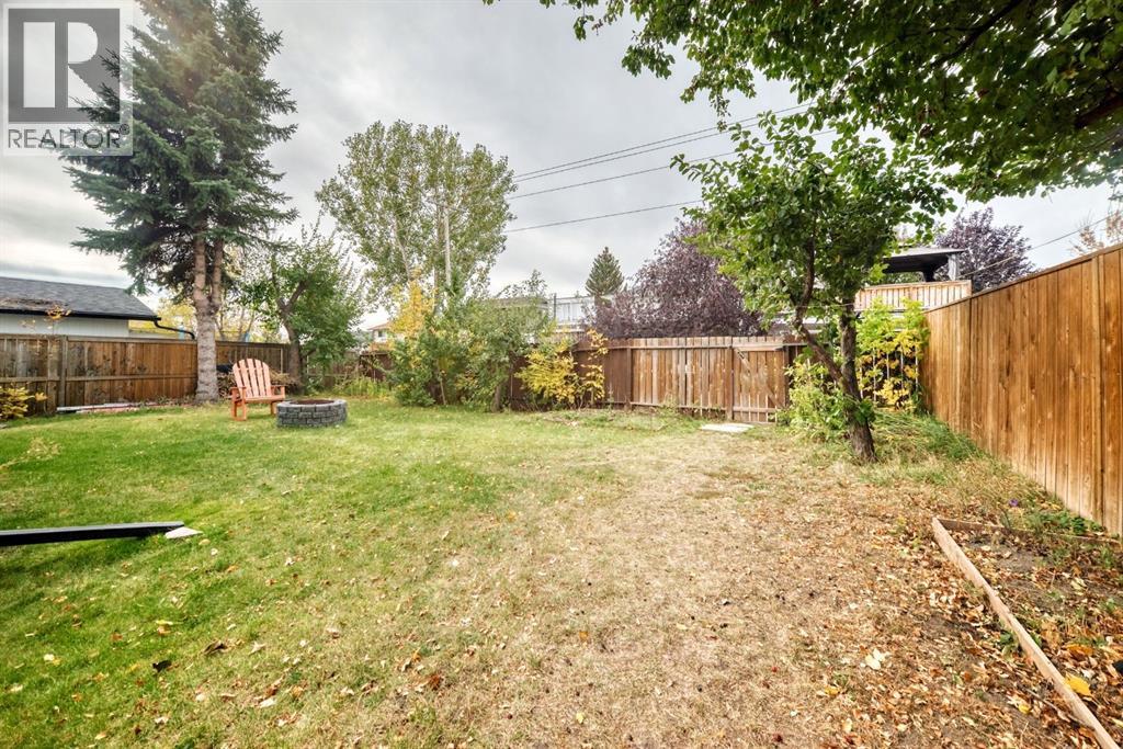 135 Whiteview Close Ne Property Photo 45