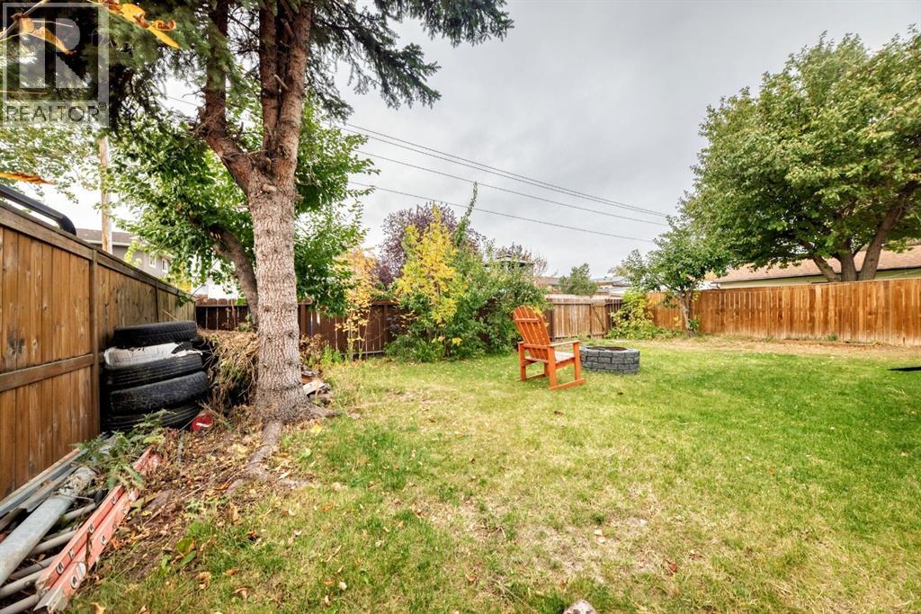 135 Whiteview Close Ne Property Photo 46