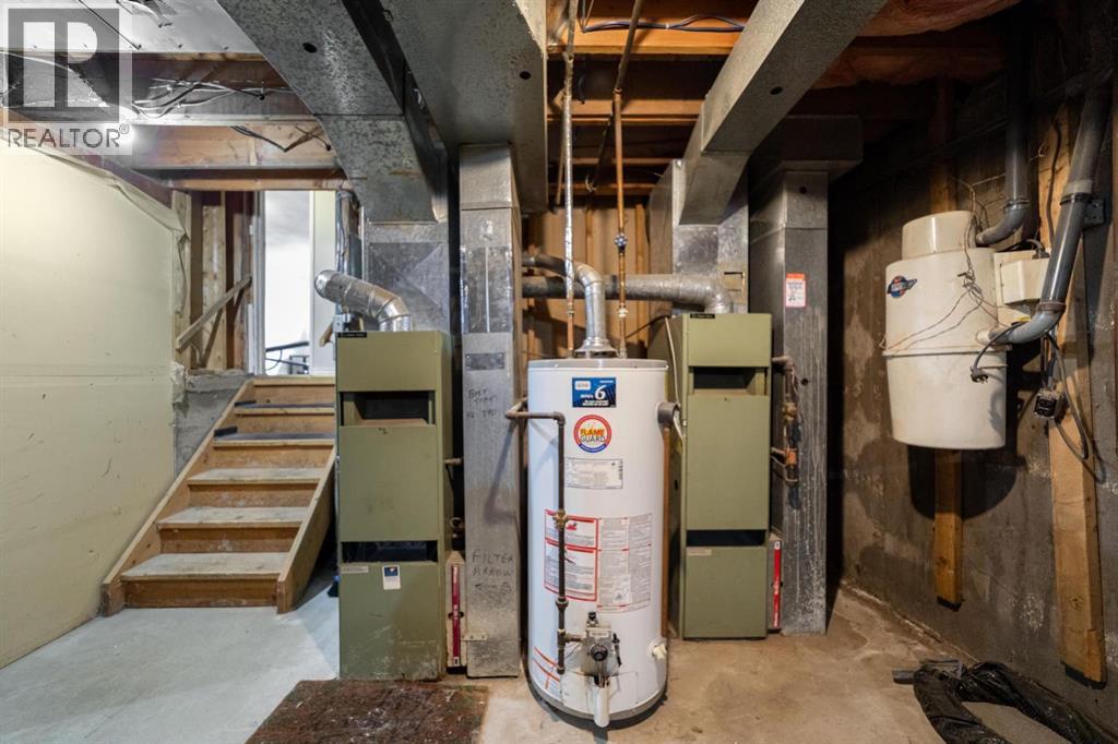 5221 42 Street Property Photo 25