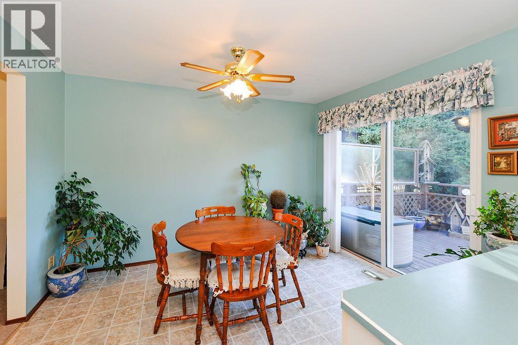 5907 43 Avenue Property Photo 10