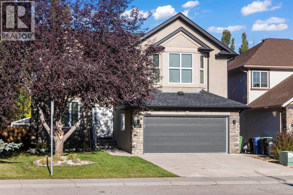 1621 Strathcona Drive Sw Property Photo 1