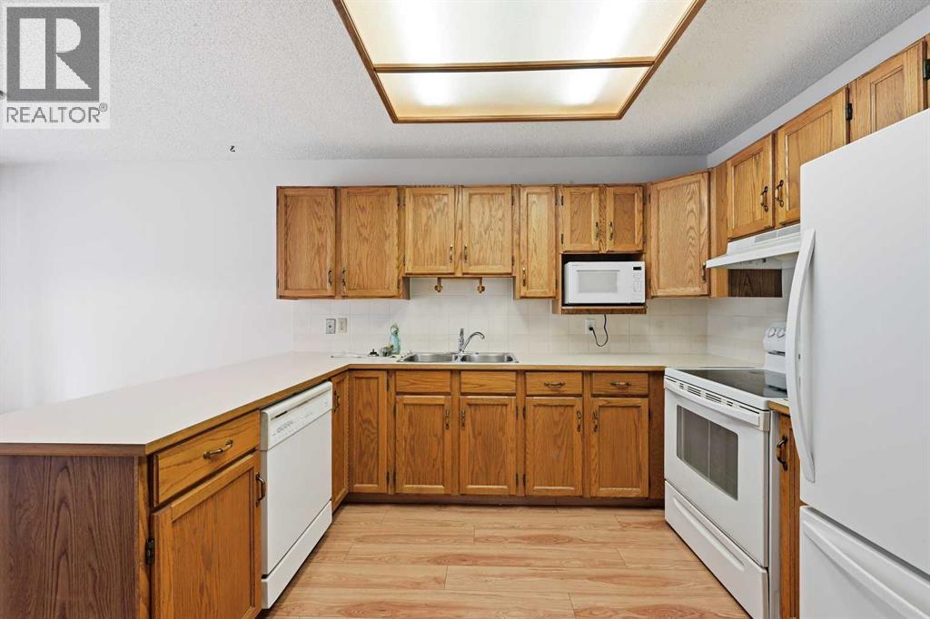 60 Rundlelawn Green Ne Property Photo 9