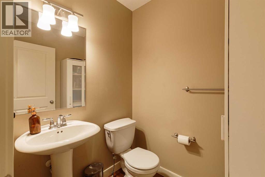 49 Everhollow Avenue Sw Property Photo 9