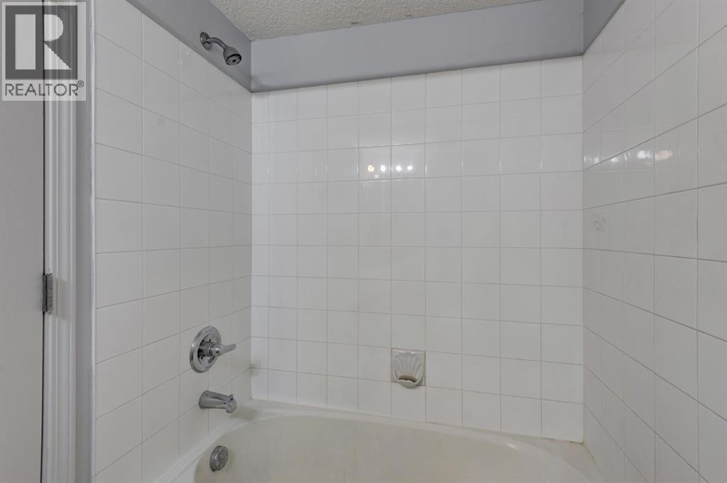 1620 70 Street Southeast Property Photo 10