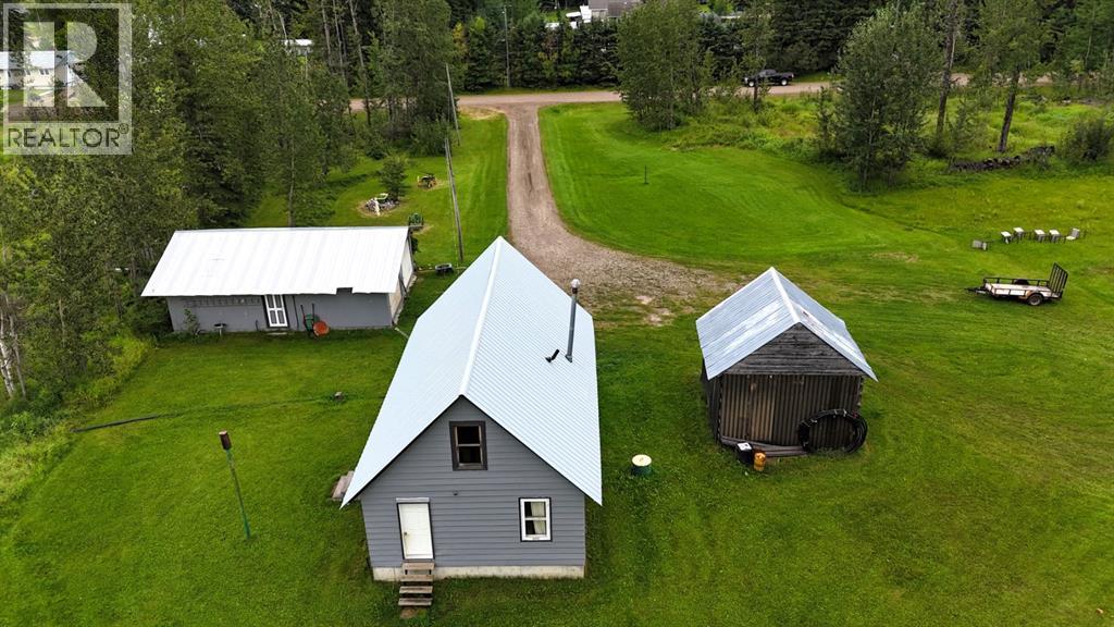 6432 17 Avenue Property Photo 1