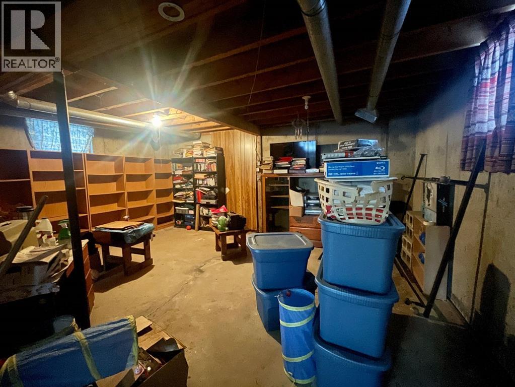 6432 17 Avenue Property Photo 22