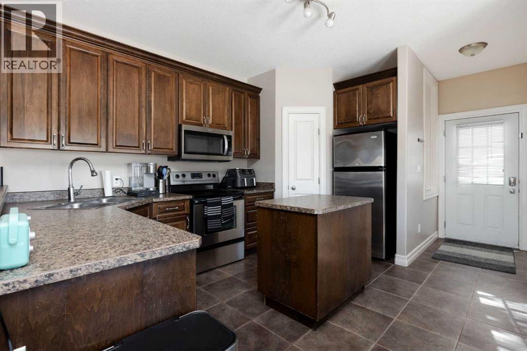 156 Paris Crescent Property Photo 7