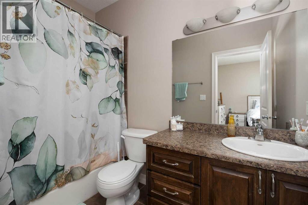 156 Paris Crescent Property Photo 13