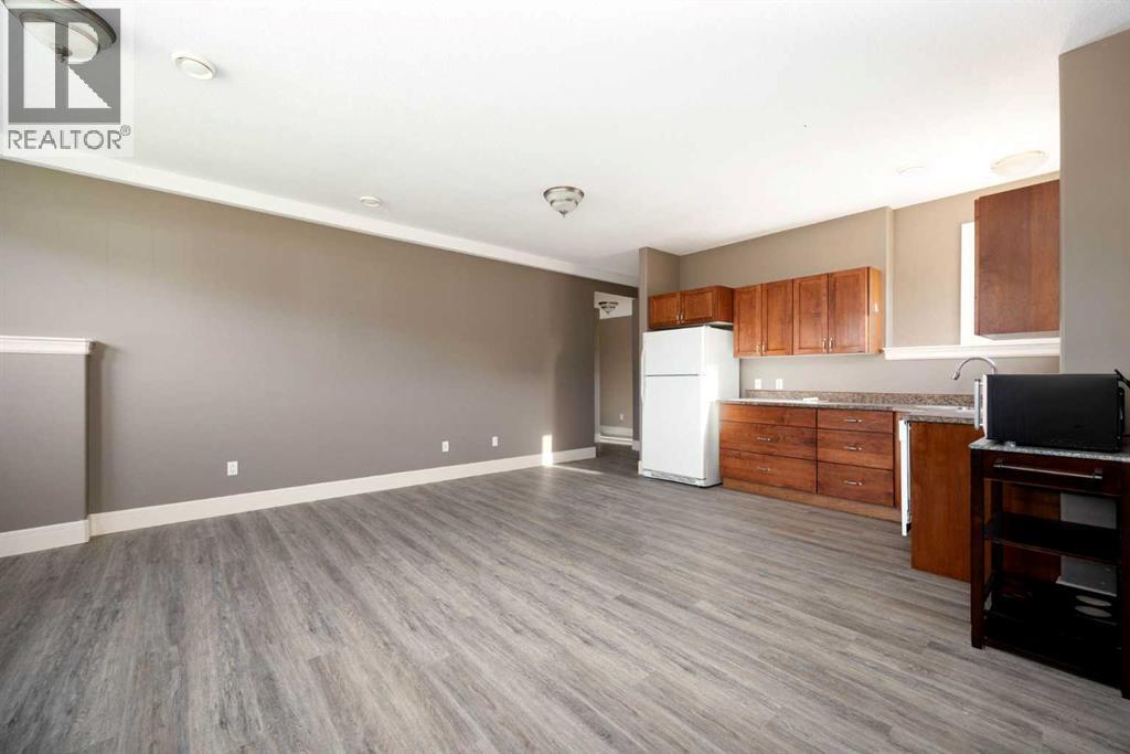 156 Paris Crescent Property Photo 16