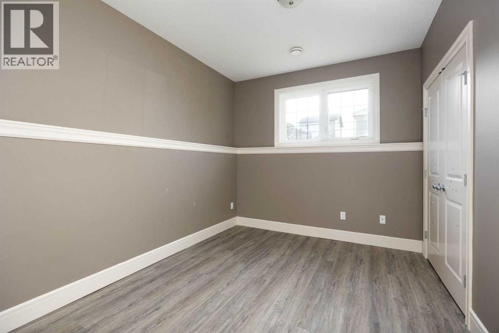 156 Paris Crescent Property Photo 20