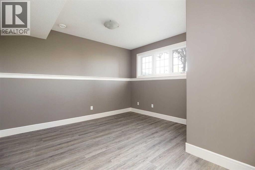 156 Paris Crescent Property Photo 21