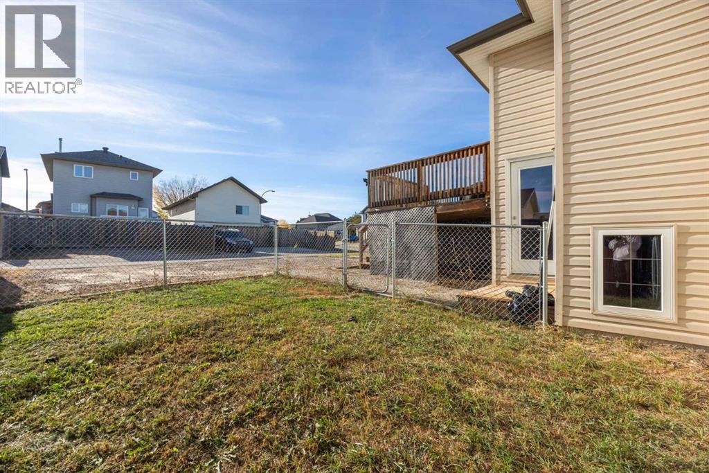 156 Paris Crescent Property Photo 28
