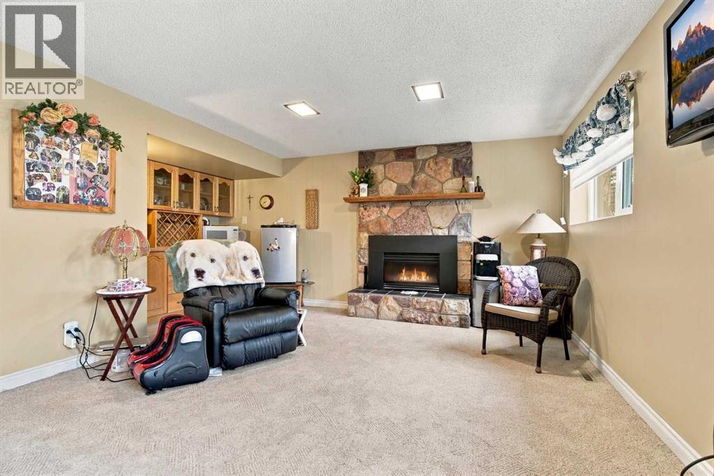 5013 47 Street Property Photo 24