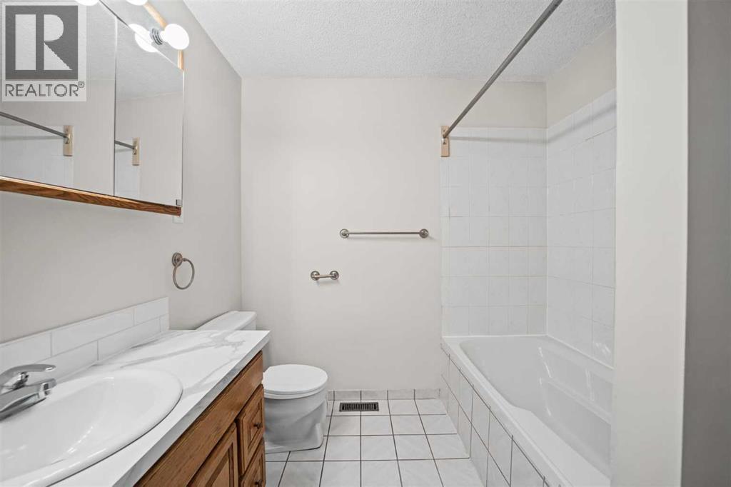 7 Westhill Place Property Photo 15