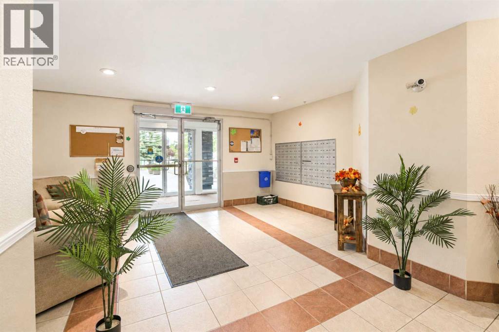 60 Lawford Avenue Property Photo 6