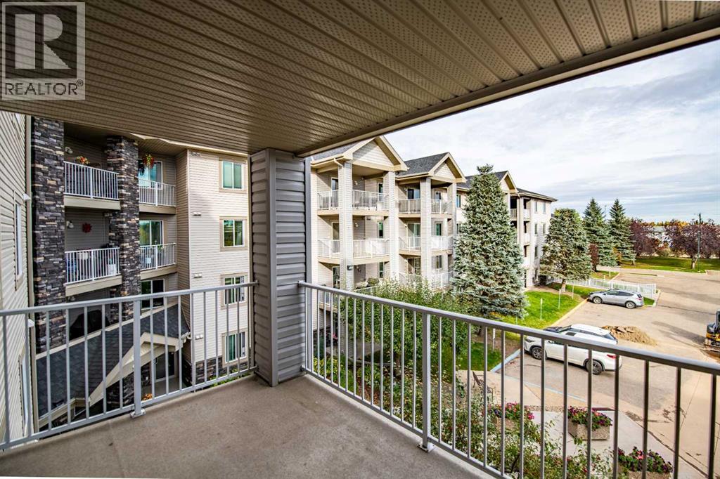 60 Lawford Avenue Property Photo 7