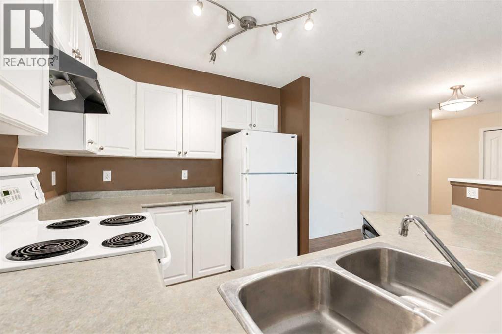 60 Lawford Avenue Property Photo 18
