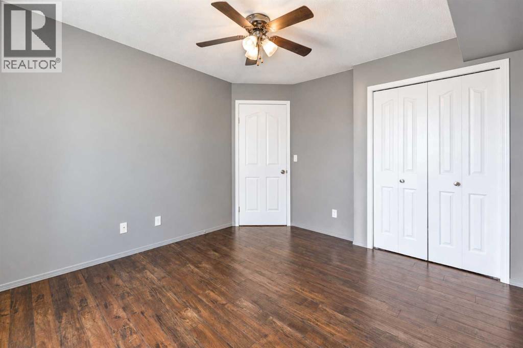 60 Lawford Avenue Property Photo 26