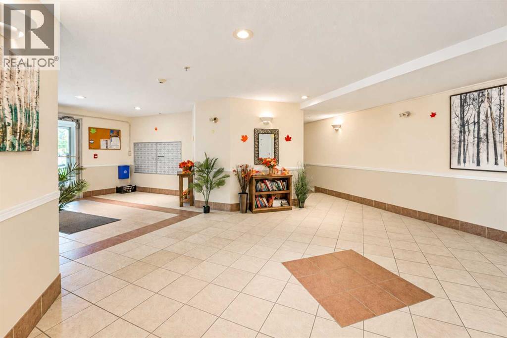 60 Lawford Avenue Property Photo 34