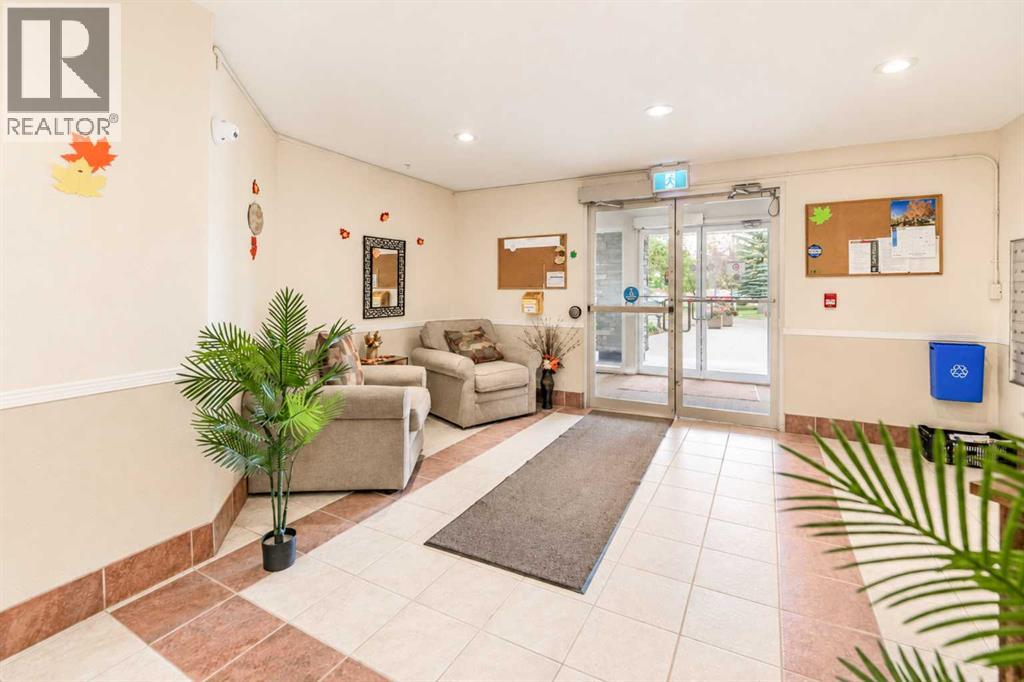 60 Lawford Avenue Property Photo 36