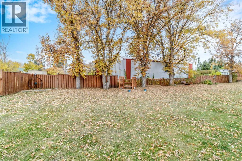 623 3 Avenue Property Photo 28