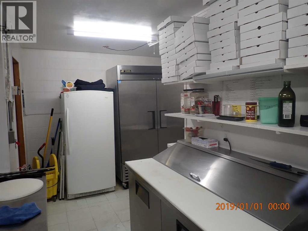 4920 50 Street Property Photo 30