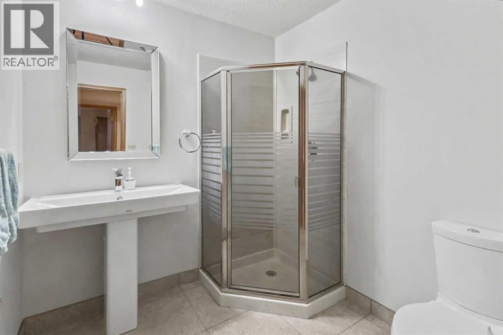 28 Edenstone Way Nw Property Photo 19