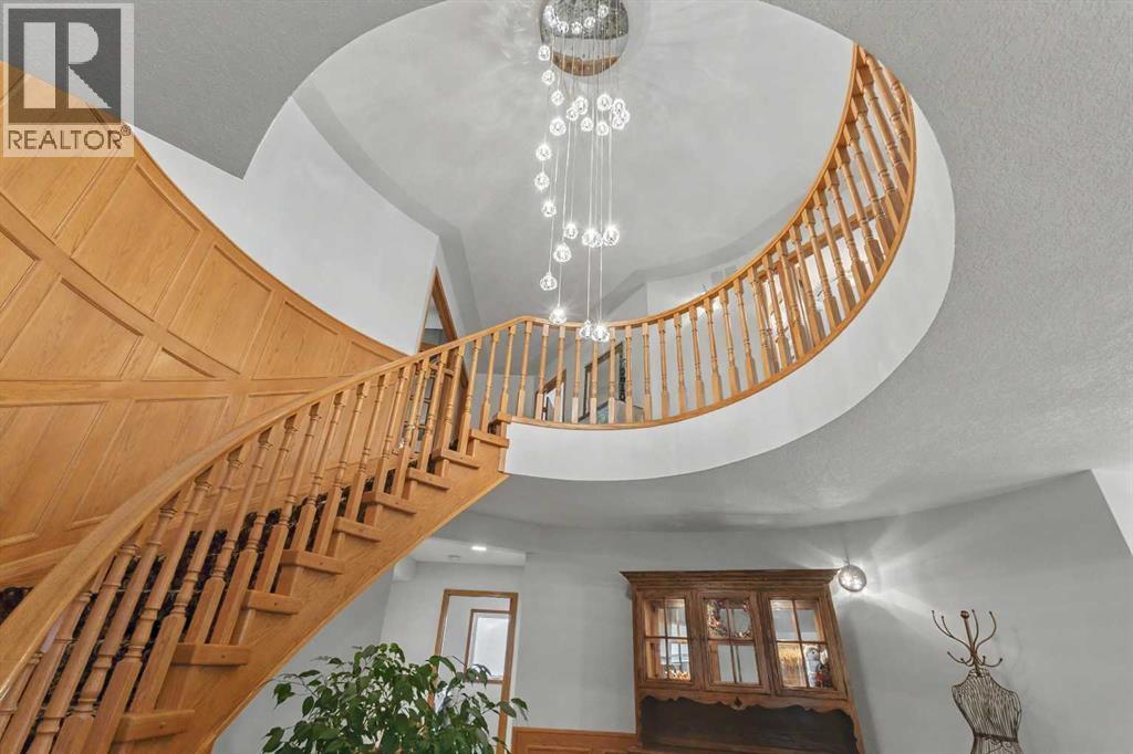 28 Edenstone Way Nw Property Photo 21