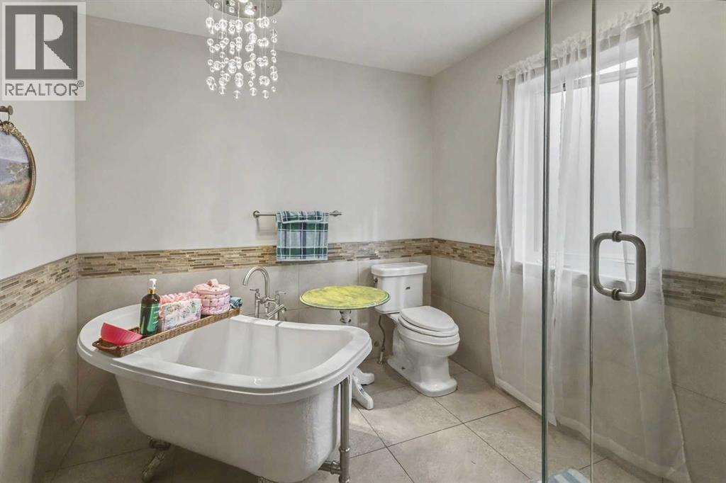 28 Edenstone Way Nw Property Photo 30