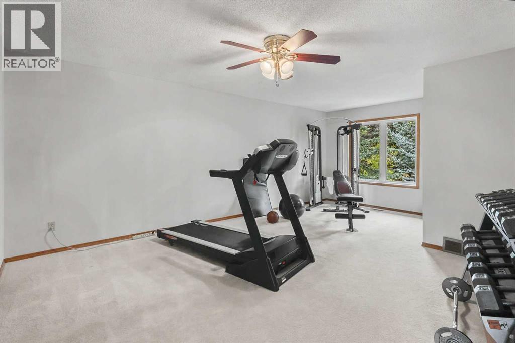 28 Edenstone Way Nw Property Photo 31